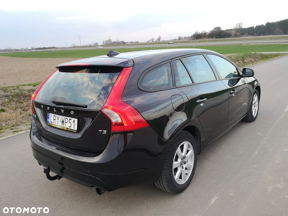Volvo V60 T3 - 33