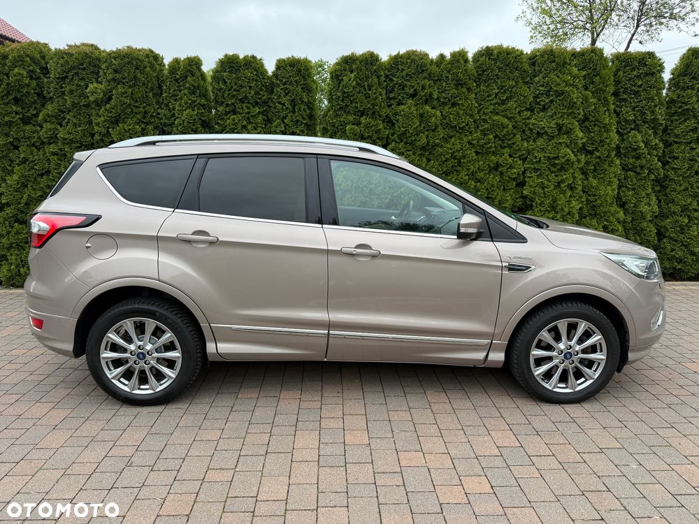 Ford Kuga 2.0 TDCi 4x4 Vignale - 24