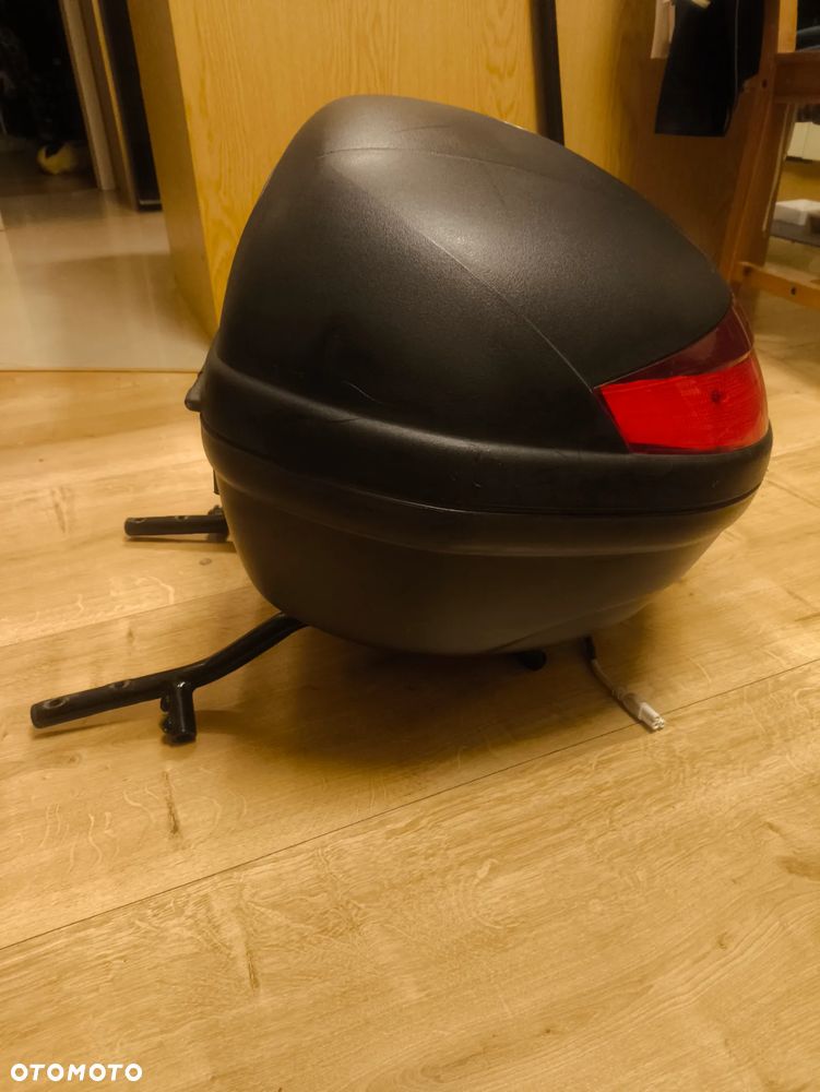 Yamaha FZS - 11