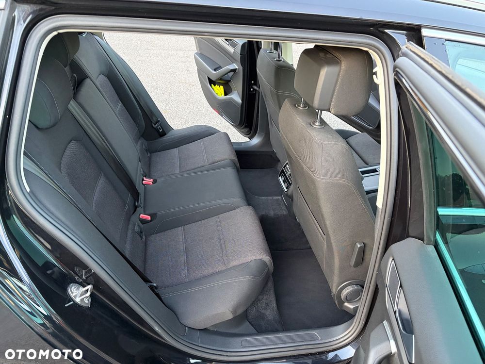 Volkswagen Passat 1.4 TSI BMT Comfortline - 9