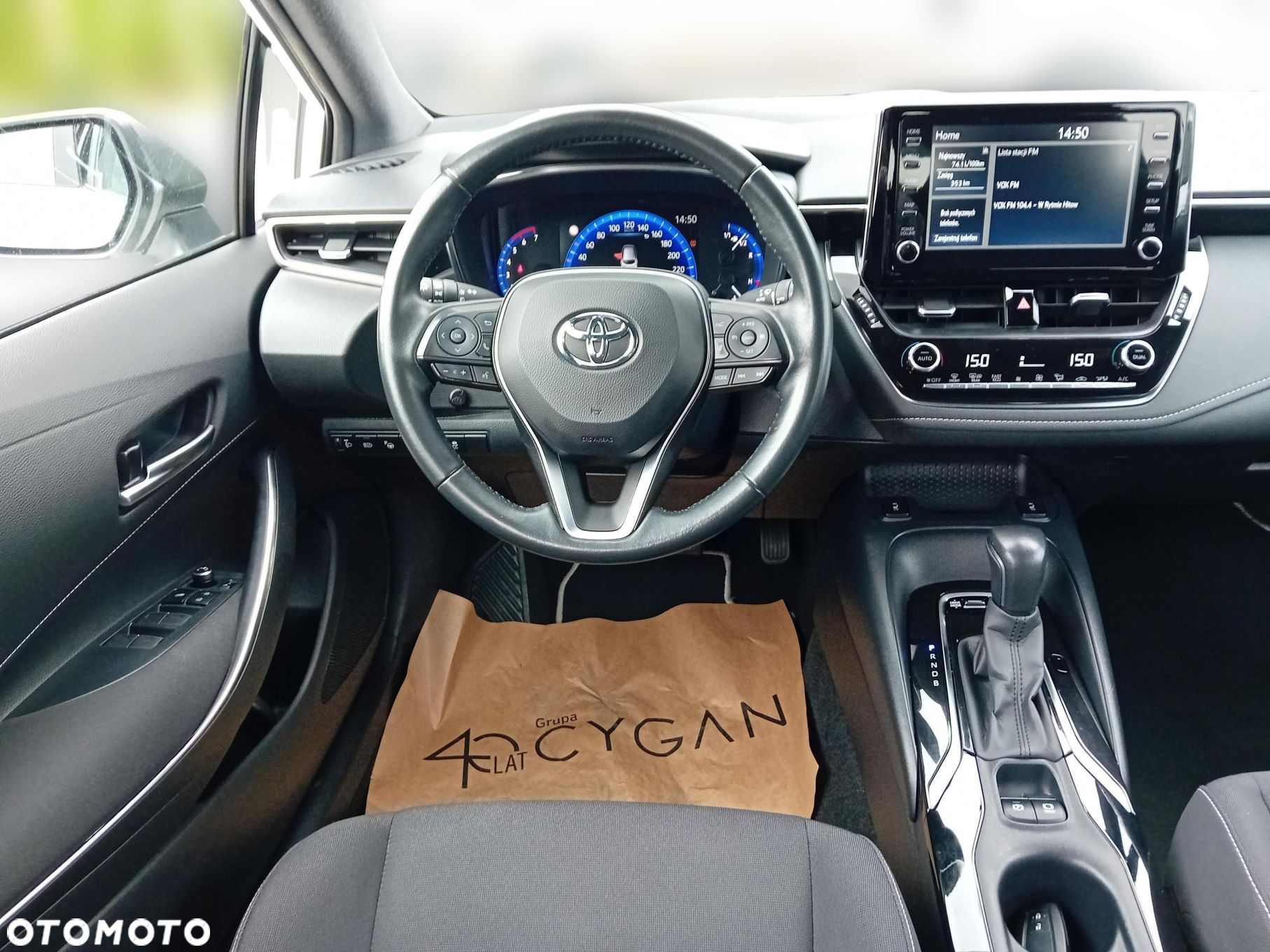 Toyota Corolla - 10