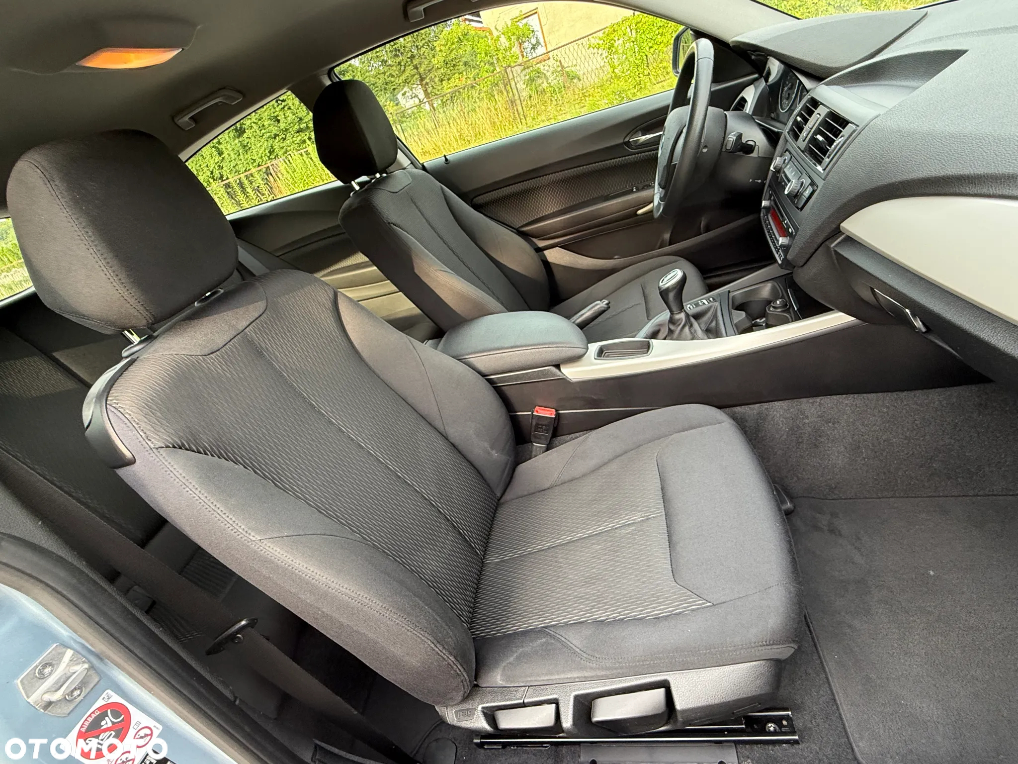 BMW Seria 1 116i - 22