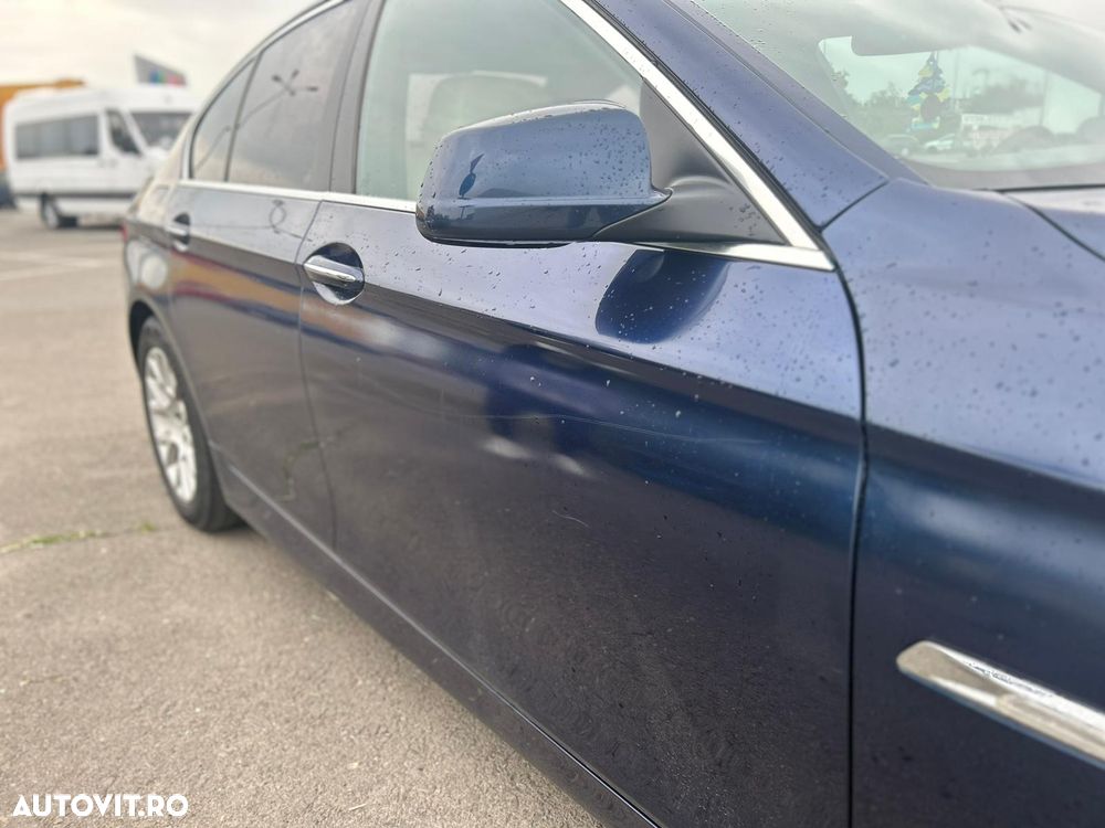 BMW Seria 5 528i xDrive Aut. - 11