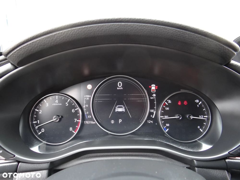 Mazda 3 e-SKYACTIV-G 122 M HYBRID DRIVE HOMURA - 24