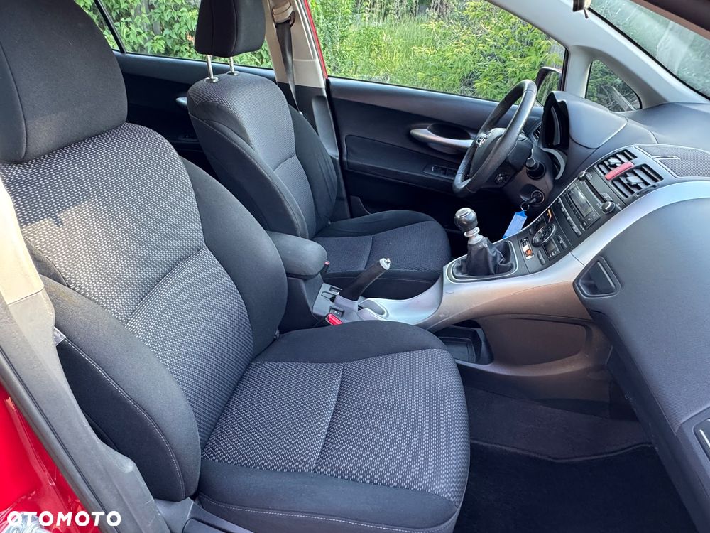 Toyota Auris 1.6 Valvematic Edition - 12