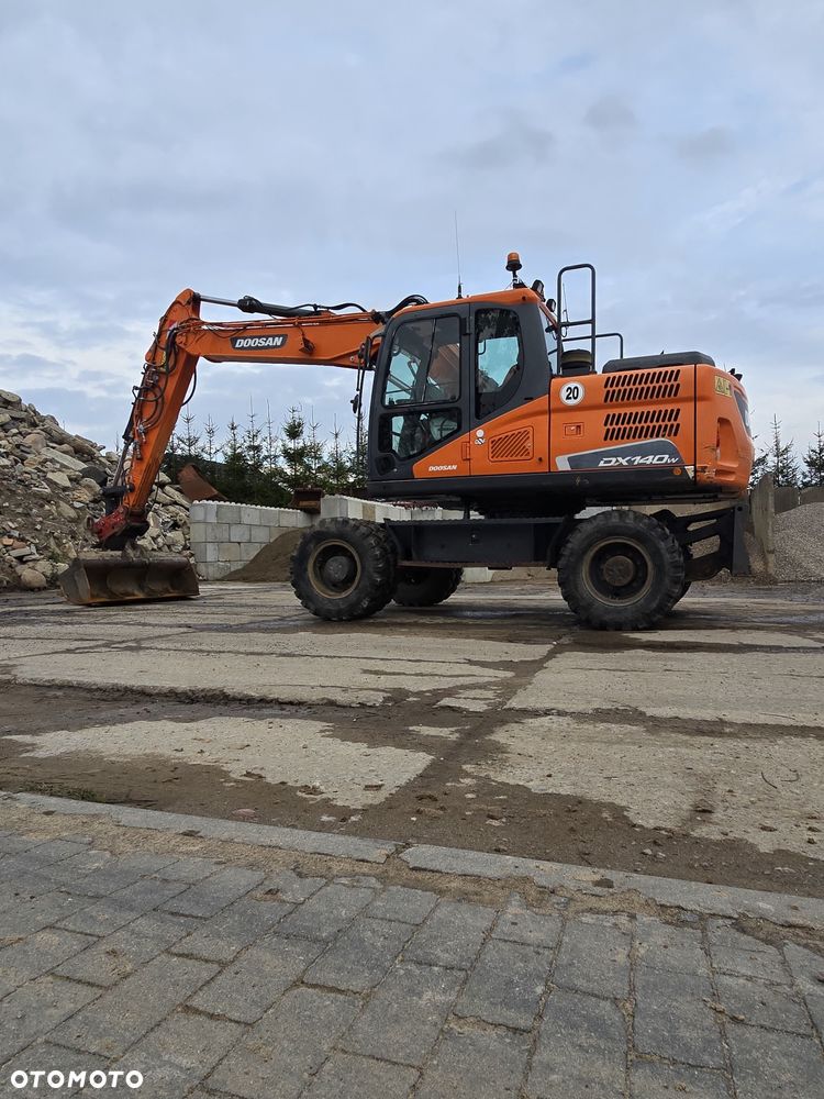 Doosan 140 w5 - 7