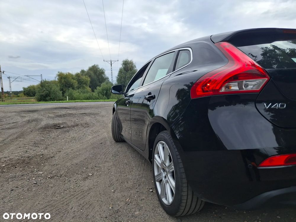 Volvo V40 D2 Drive-E Inscription - 3