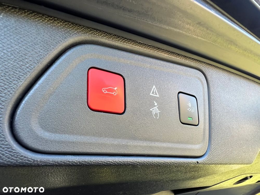 Peugeot 3008 BlueHDi 180 Stop & Start EAT6 GT - 33