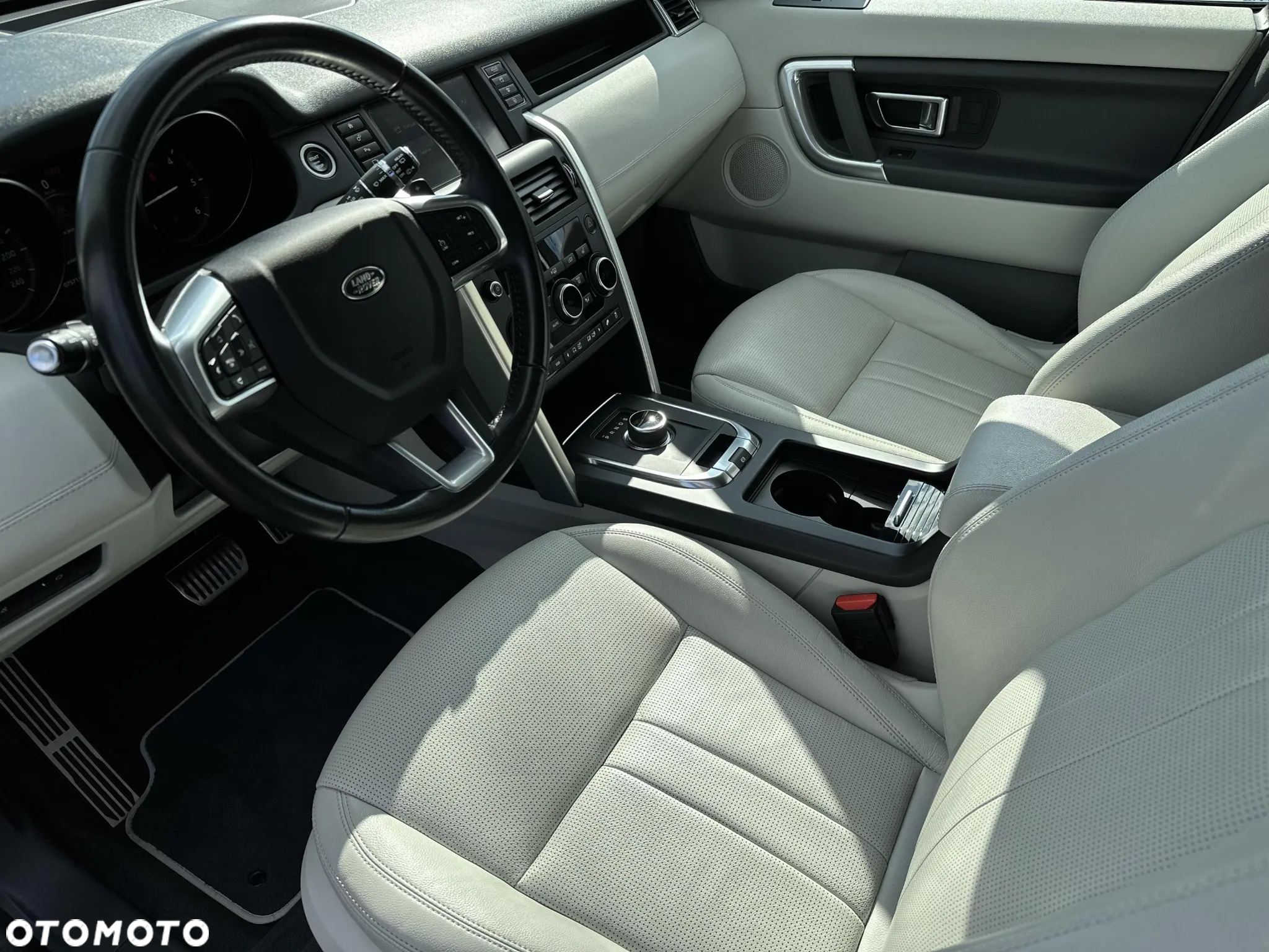 Land Rover Discovery Sport 2.0 TD4 SE - 9