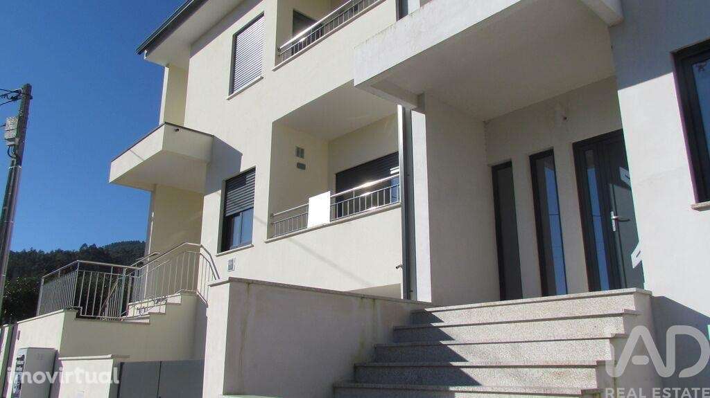 Casa / Villa T3 em Vale de 208,00 m2 - Grande imagem: 2/22