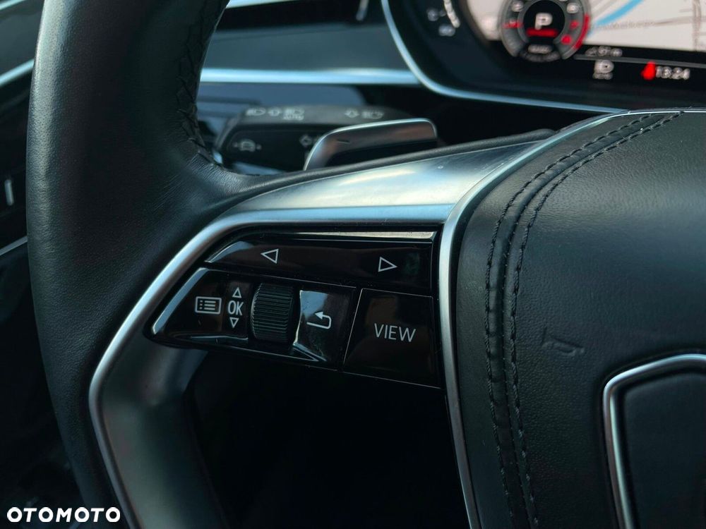 Audi A8 - 26