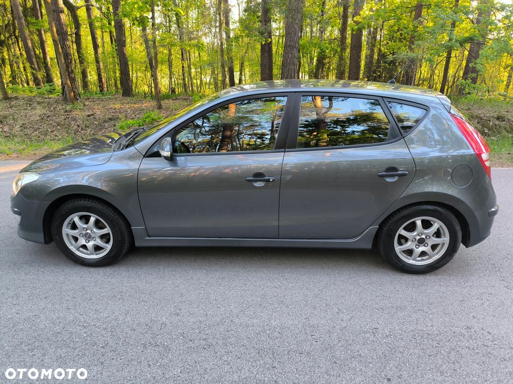 Hyundai i30 1.6 CRDi Classic + - 4