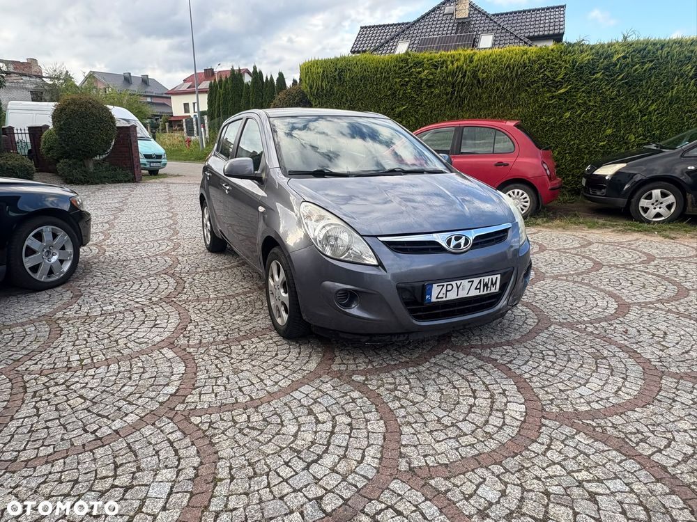 Hyundai i20 1.4 Comfort - 2