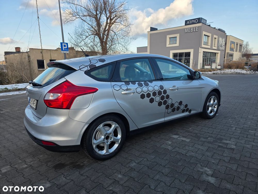 Ford Focus 1.6 TItanium - 8