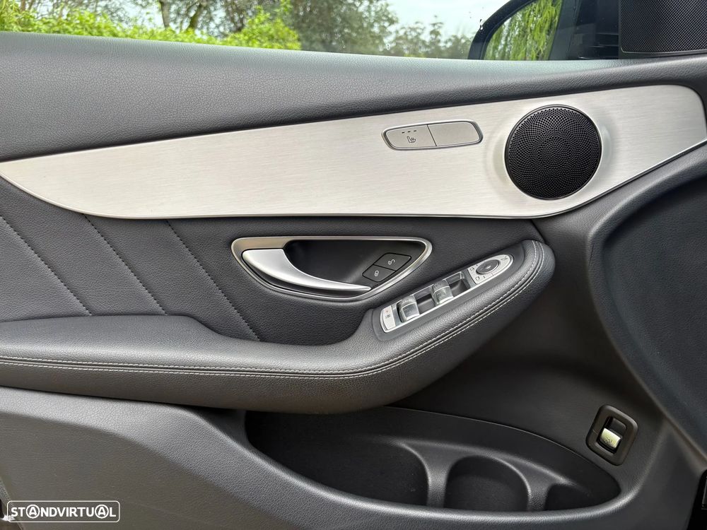 Mercedes-Benz GLC 250 d 4Matic 9G-TRONIC AMG Line - 31