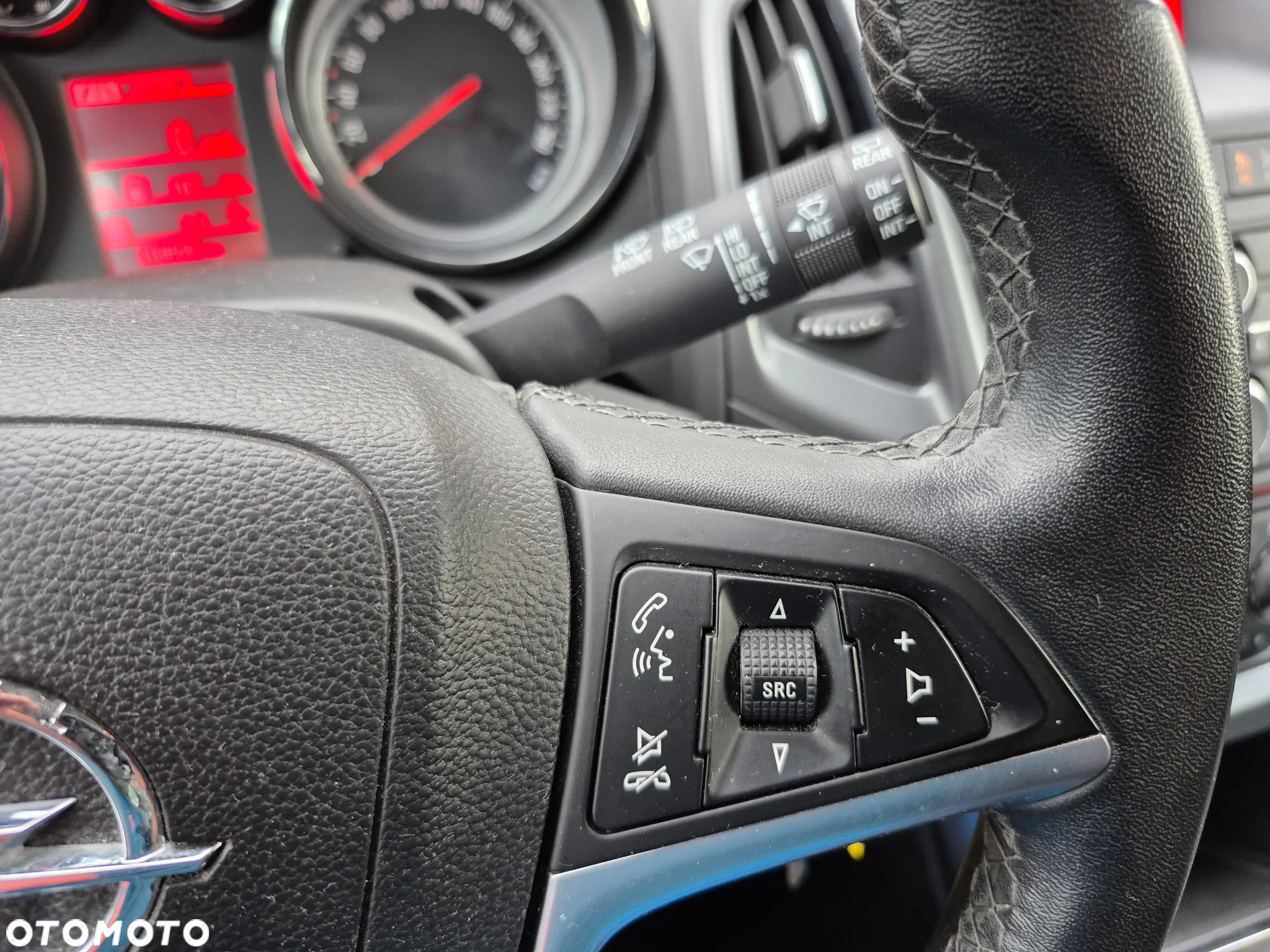 Opel Astra 1.4 Turbo Edition - 29