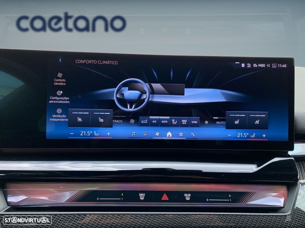 BMW 520 d Pack Desportivo M Pro - 11