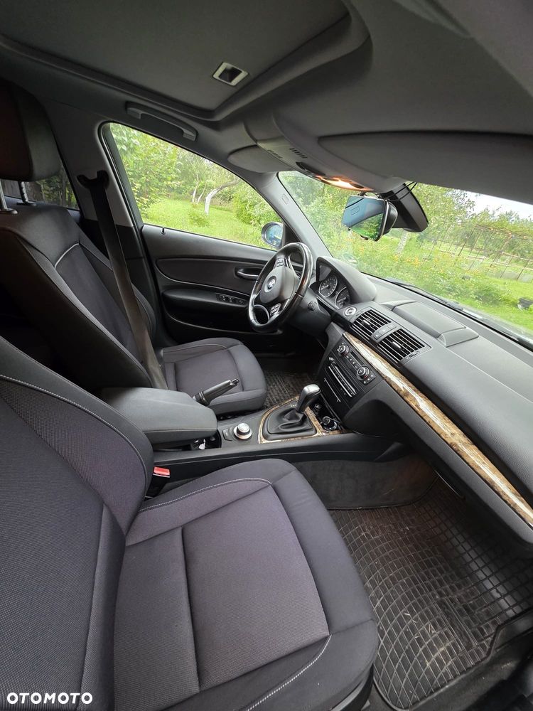 BMW Seria 1 120d DPF - 5