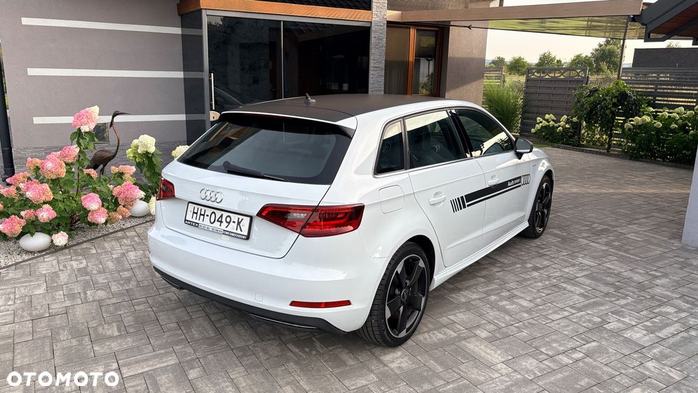 Audi A3 Sportback 40 e-tron S tronic design - 8