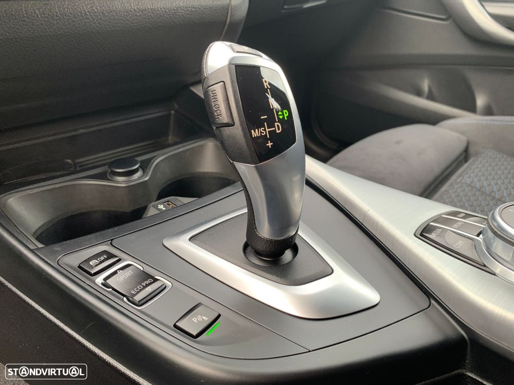 BMW 120 d Pack M Shadow Auto - 33