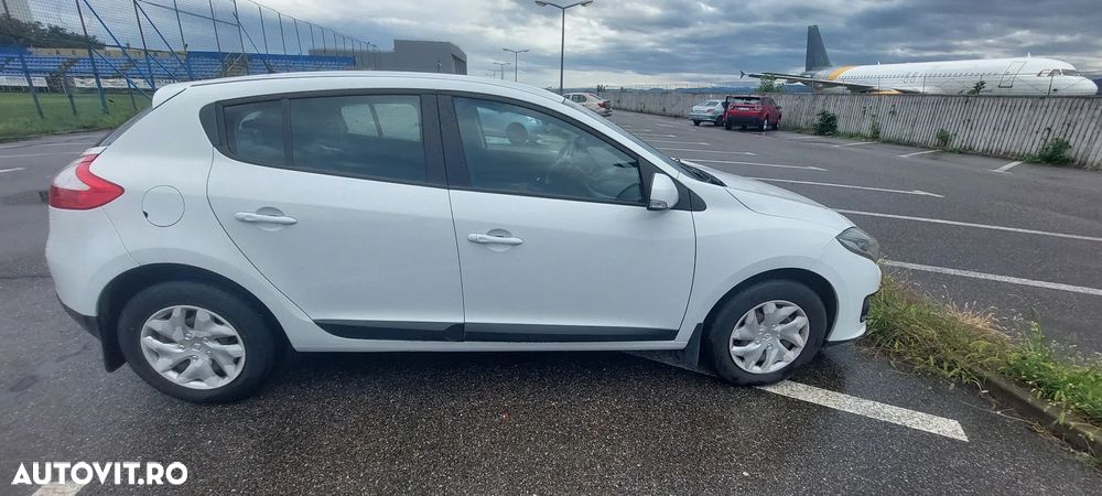 Renault Megane 1.5 dCi Pro - 6