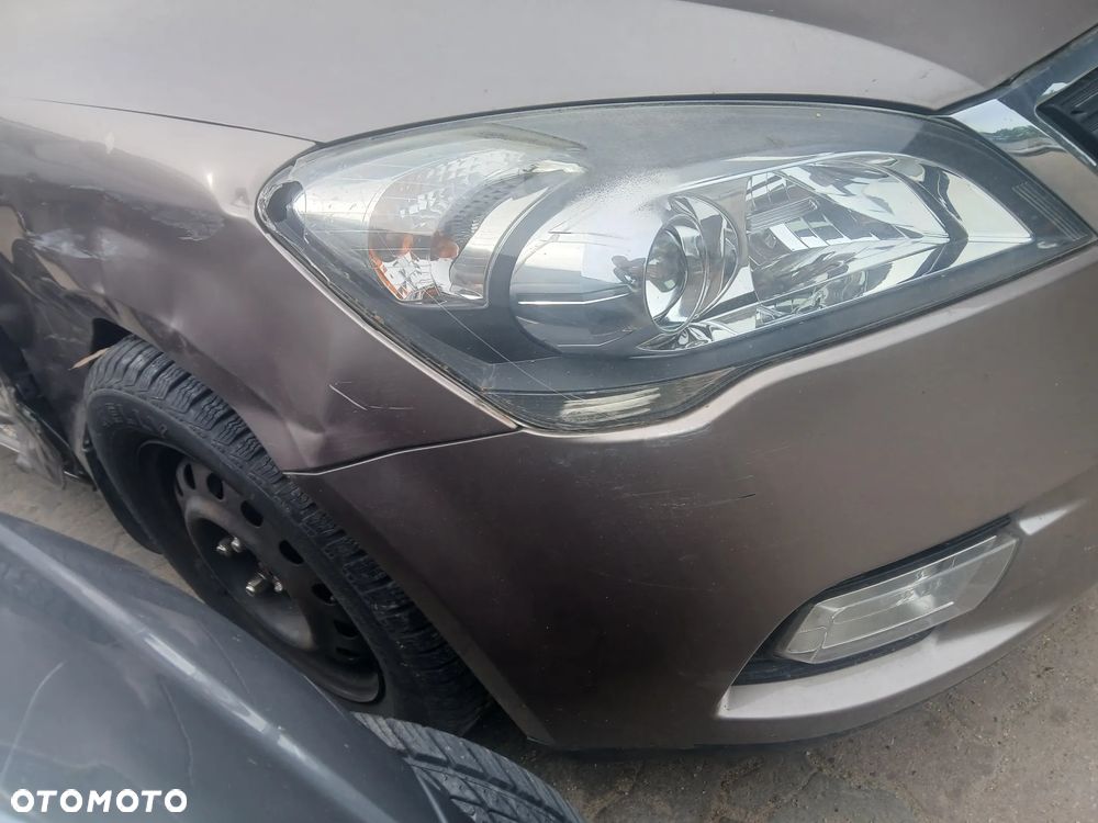 Kia Ceed lift 1.4 B 8Q HB maska pokrywa silnika klapa bagażnika zderzak lampa reflektor pas przedni stop lampy halogeny przeciwmgłowe odblaski grill atrapa znaczek błotnik błotniki drzwi zbiornik - 4