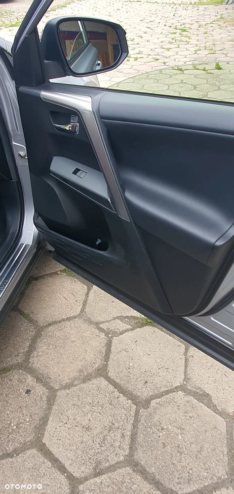 Toyota RAV4 Hybrid Selection 4x2 - 24
