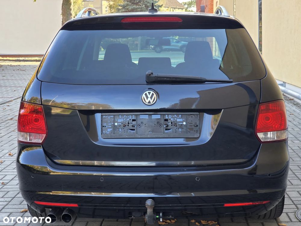 Volkswagen Golf 2.0 TDI DPF Highline - 5
