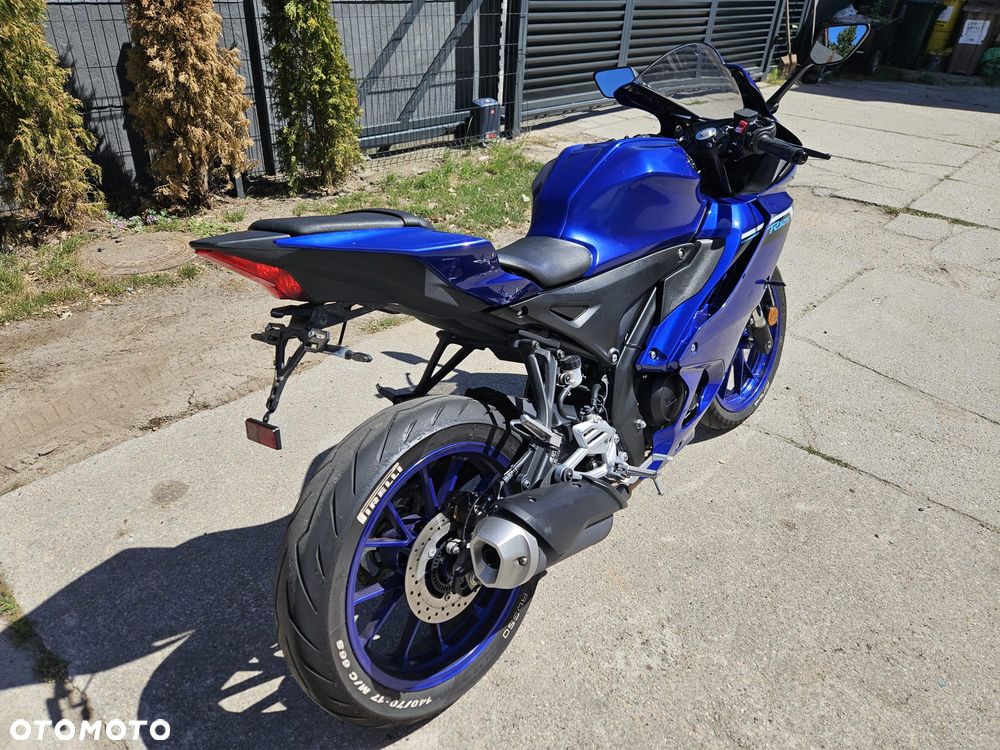 Yamaha YZF - 3