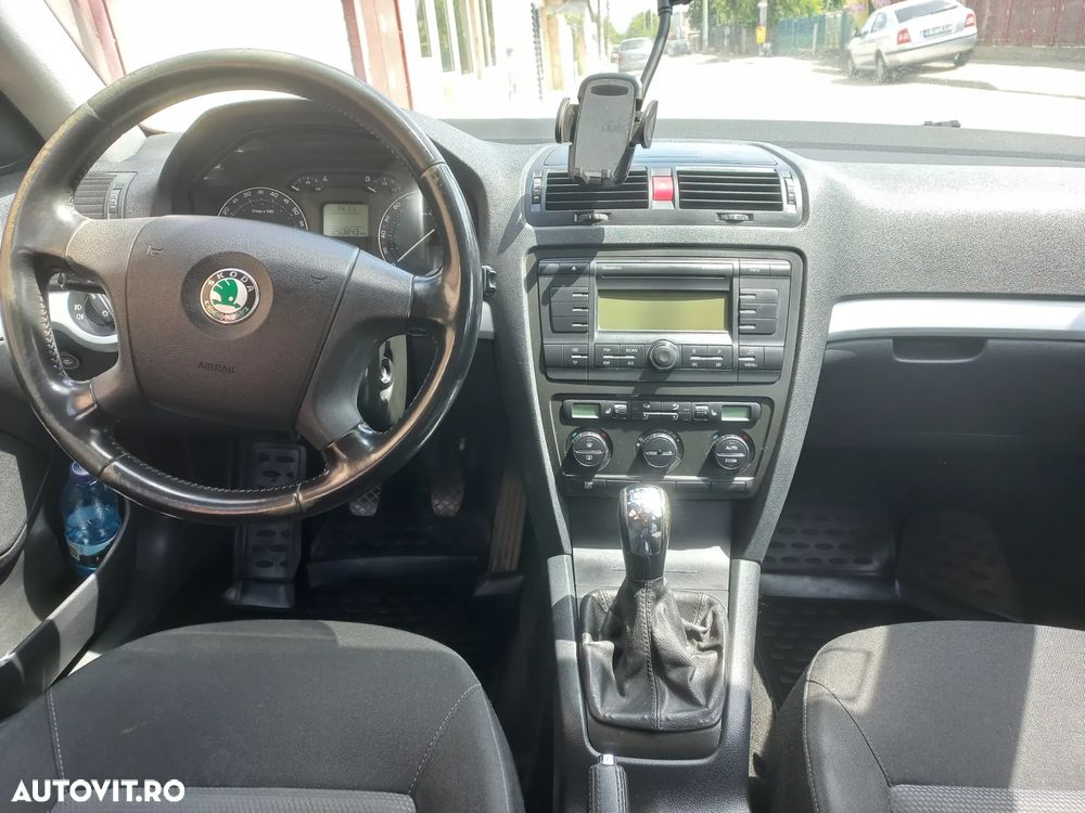 Skoda Octavia - 3