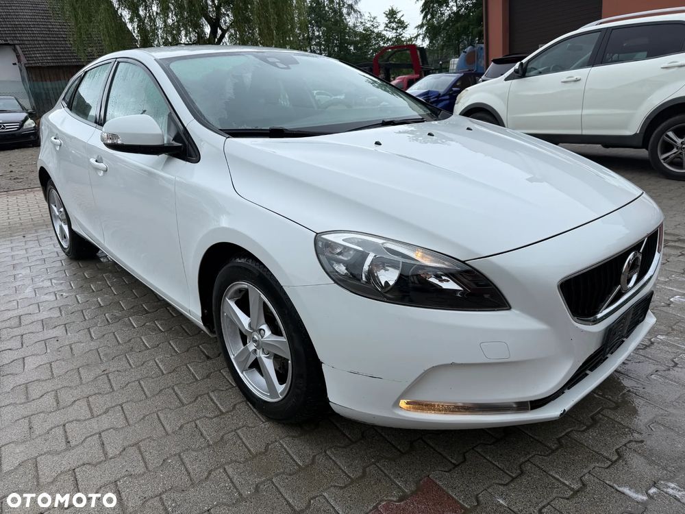 Volvo V40 D2 - 1