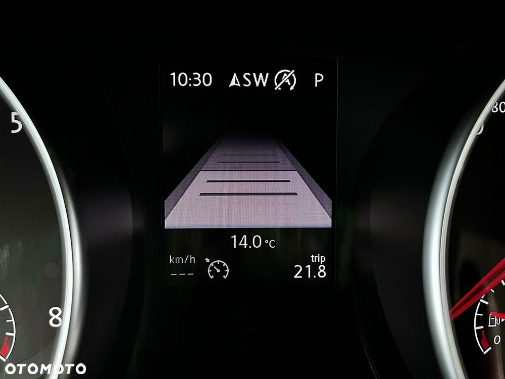 Volkswagen Golf Sportsvan - 28