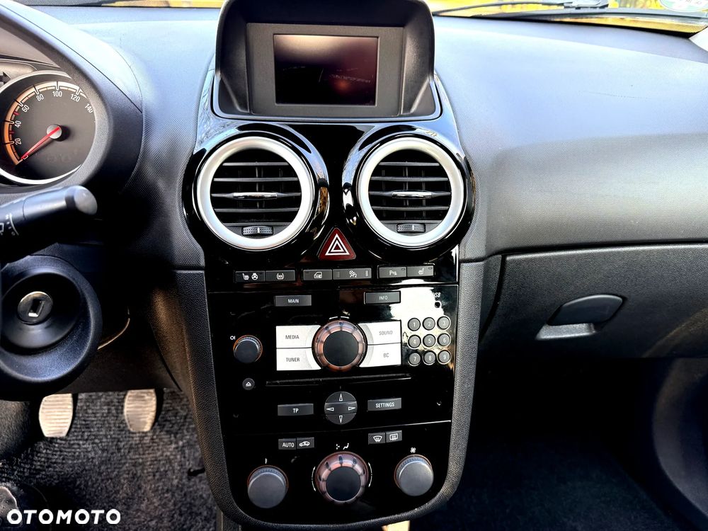 Opel Corsa - 7