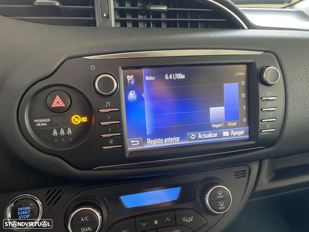 Toyota Yaris 1.5 VVT-i 20 Anos - 16