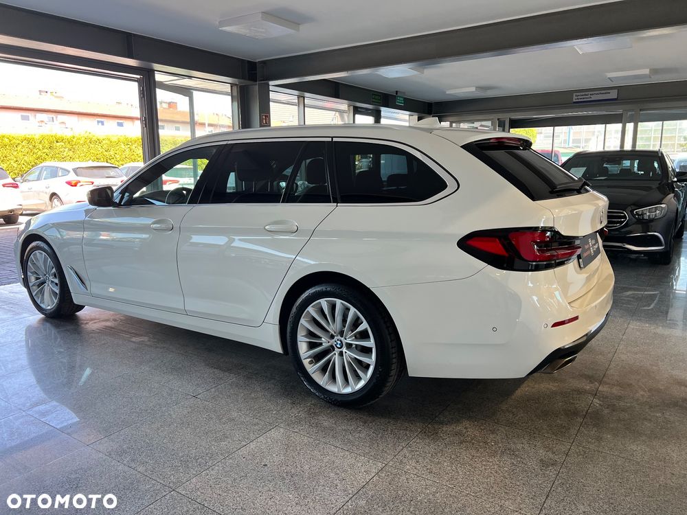 BMW Seria 5 520d mHEV Luxury Line - 13