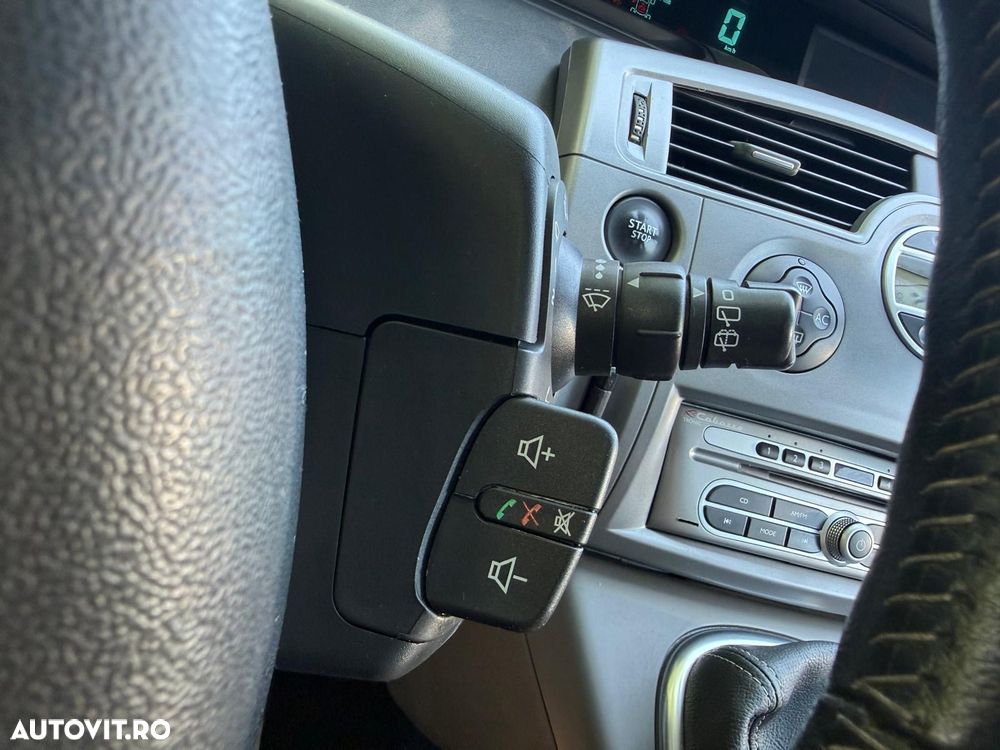 Renault Scenic - 15