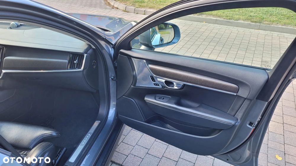 Volvo V90 Cross Country D5 SCR AWD Pro - 36