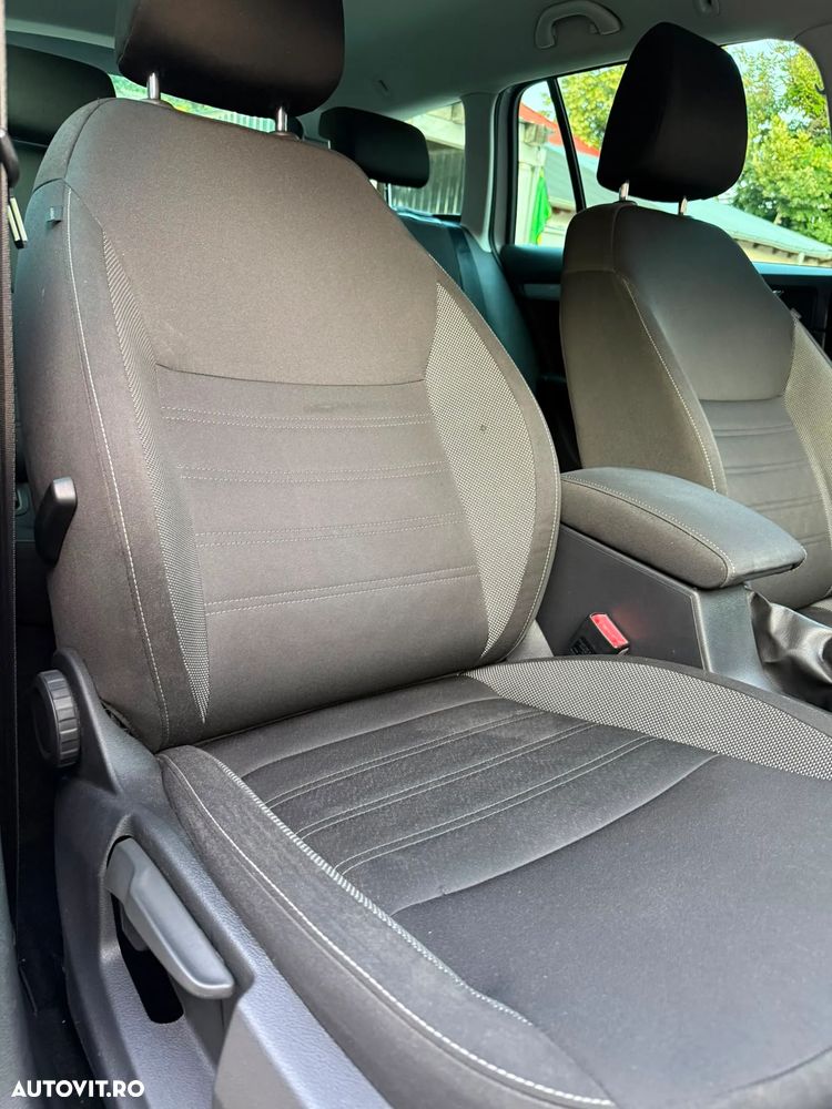 Skoda Octavia 1.6 TDI DSG Style - 6
