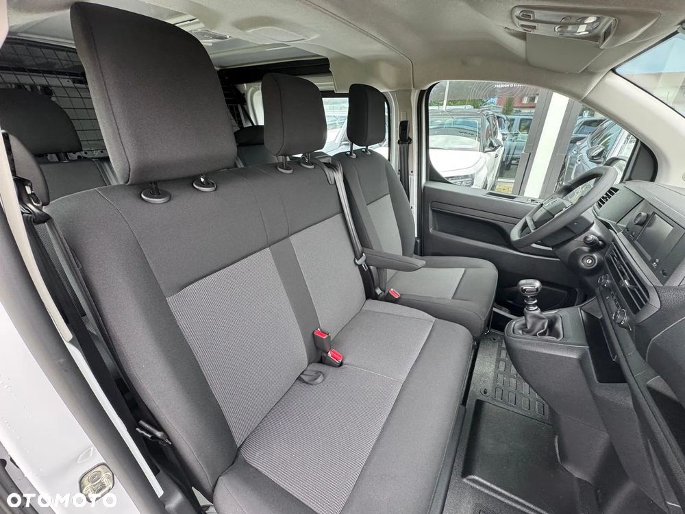 Opel Vivaro Furgon Brygadowy Flex Extra Long - 16