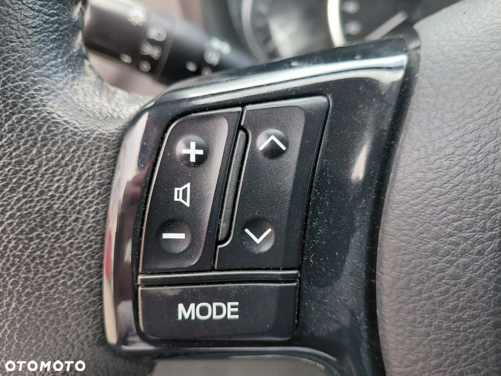 Toyota Yaris 1.0 VVT-i - 18