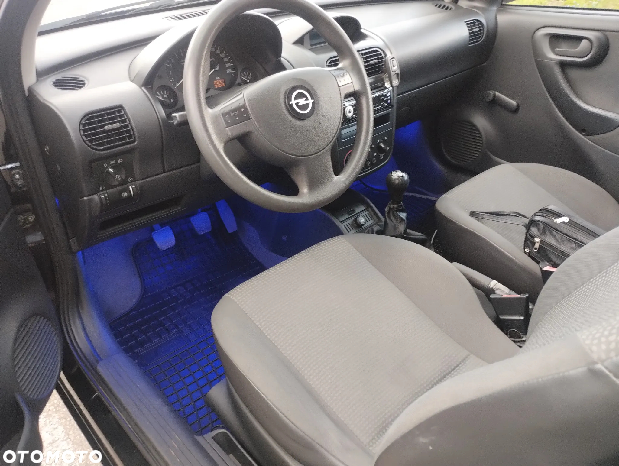 Opel Corsa - 5
