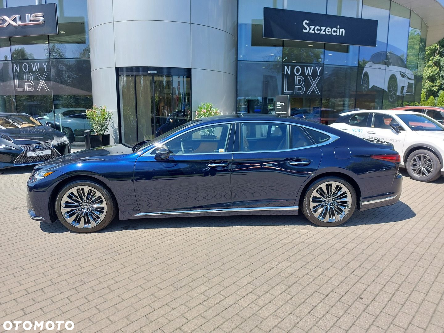 Lexus LS 500h Prestige AWD - 2