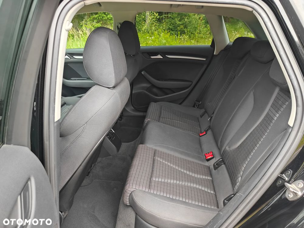 Audi A3 Sportback 2.0 TDI (clean diesel) Ambition - 27