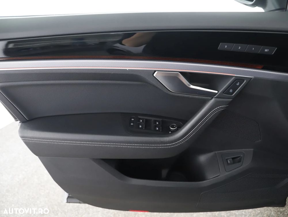 Volkswagen Touareg V6 TDI R-Style - 23