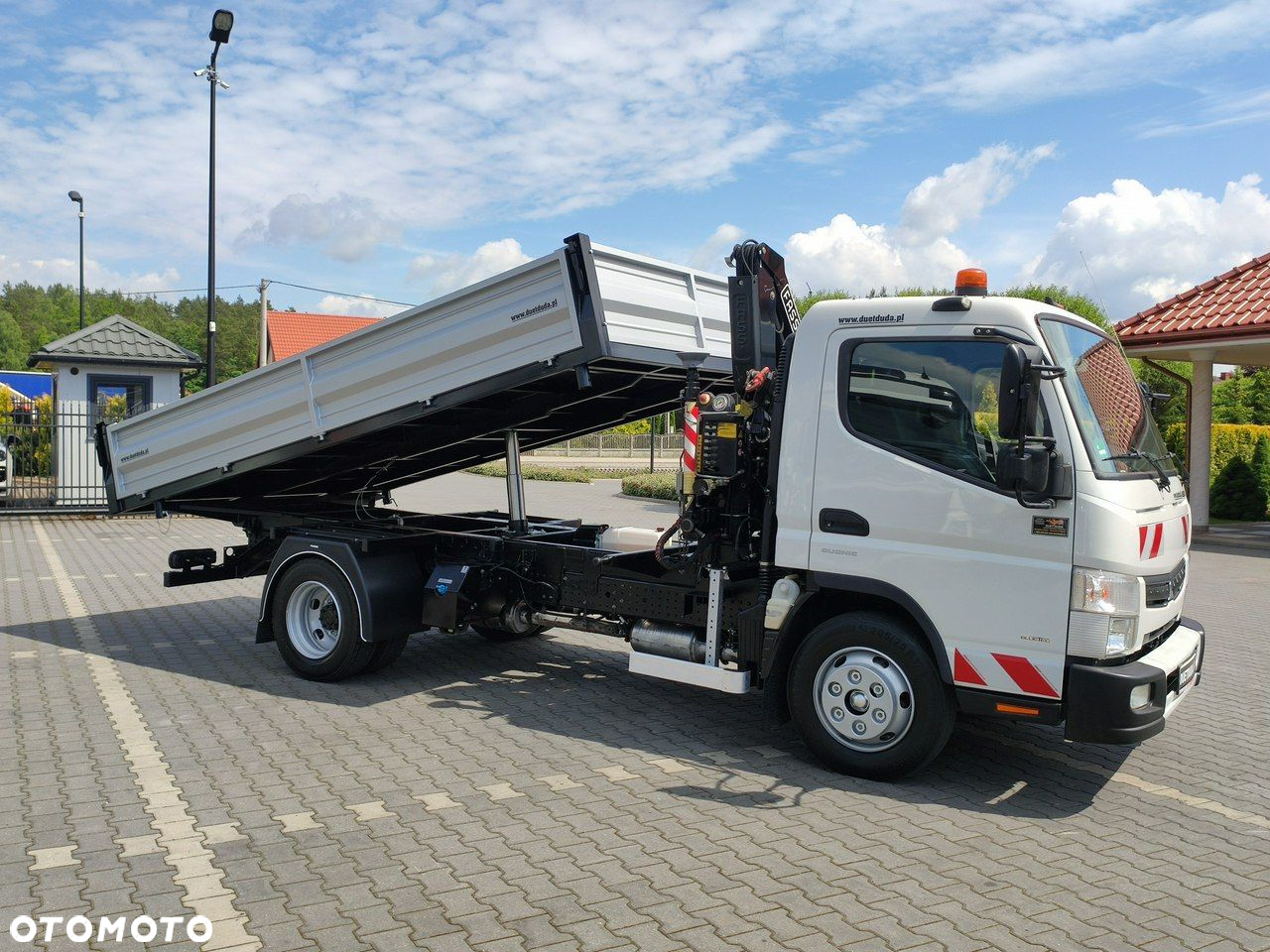 Mitsubishi Canter Fuso 9C18 3.0/180KM Automat, HDS FASSI F30 Wywrotka 3-str - 9