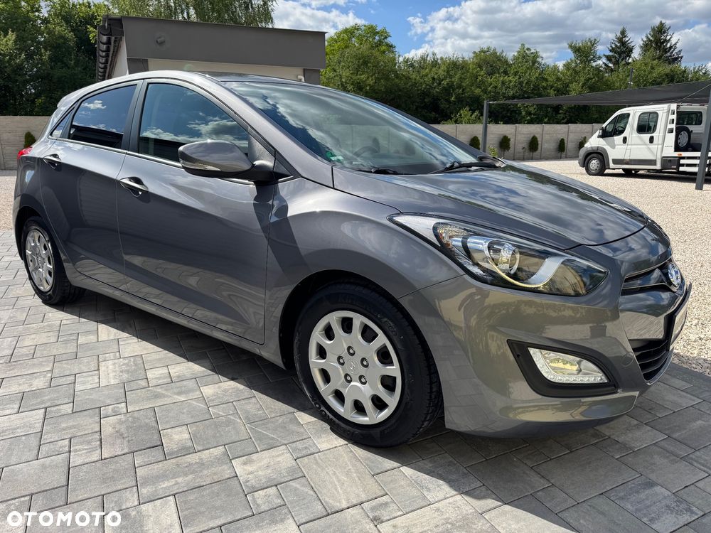 Hyundai i30 1.4 Premium - 4