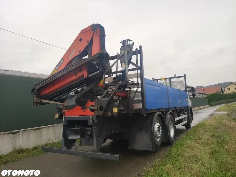 Renault D 26.320 6x2 podwozie do zabudowy - 7