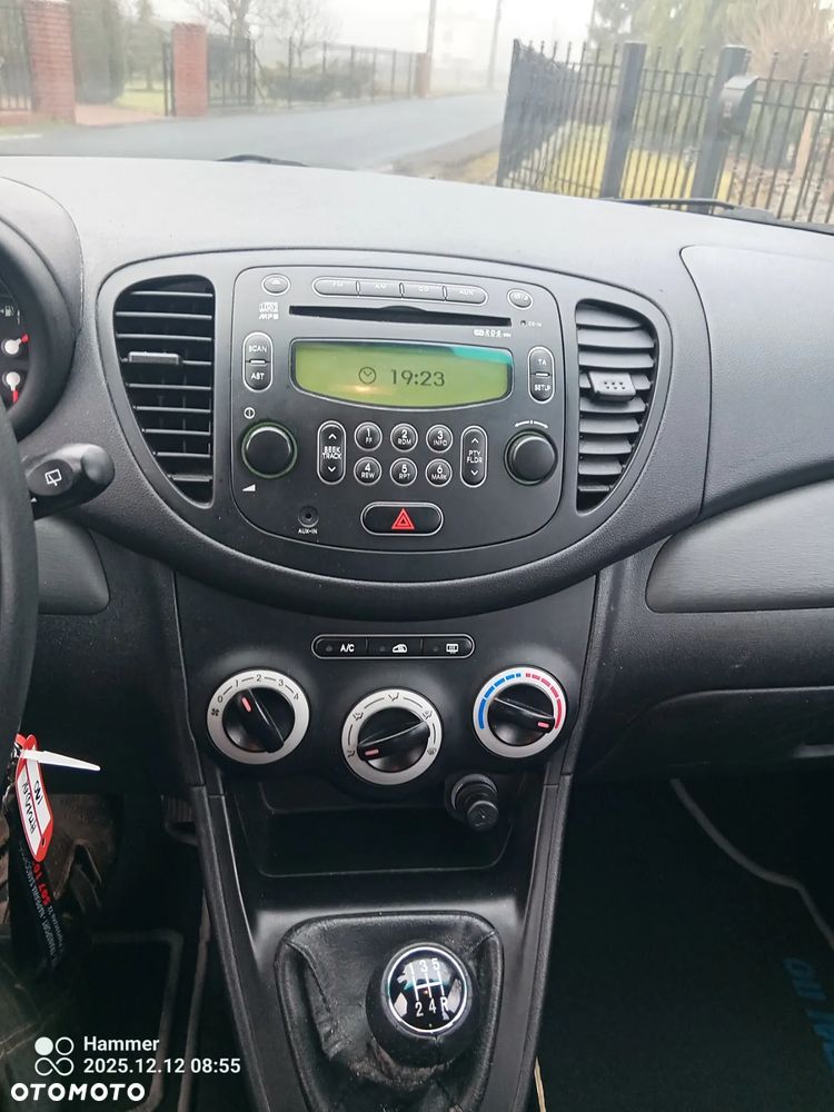 Hyundai i10 1.1 Comfort - 12
