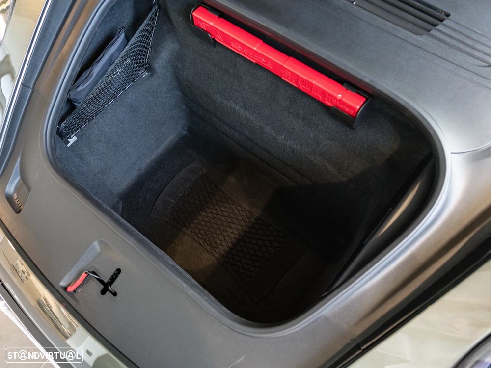 Porsche 911 (992) Carrera 4 GTS PDK - 20