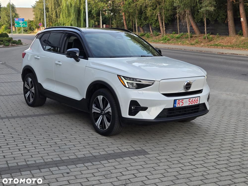 Volvo XC 40 82kWh P8 Recharge AWD Pro - 4